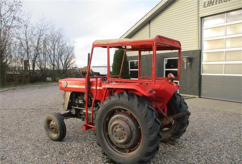 Farm tractor Massey Ferguson 165