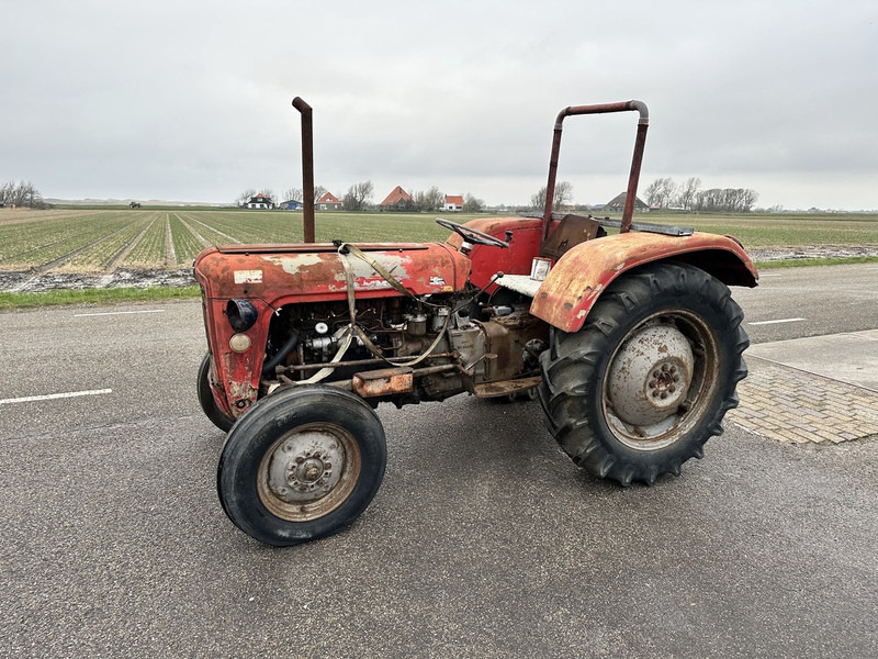 Farm tractor Massey Ferguson 35