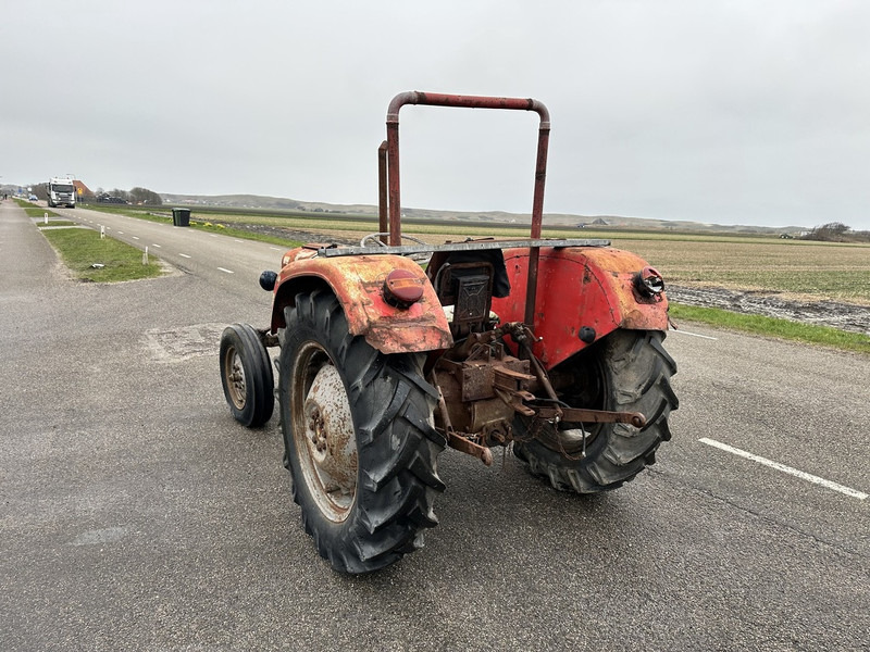 Farm tractor Massey Ferguson 35