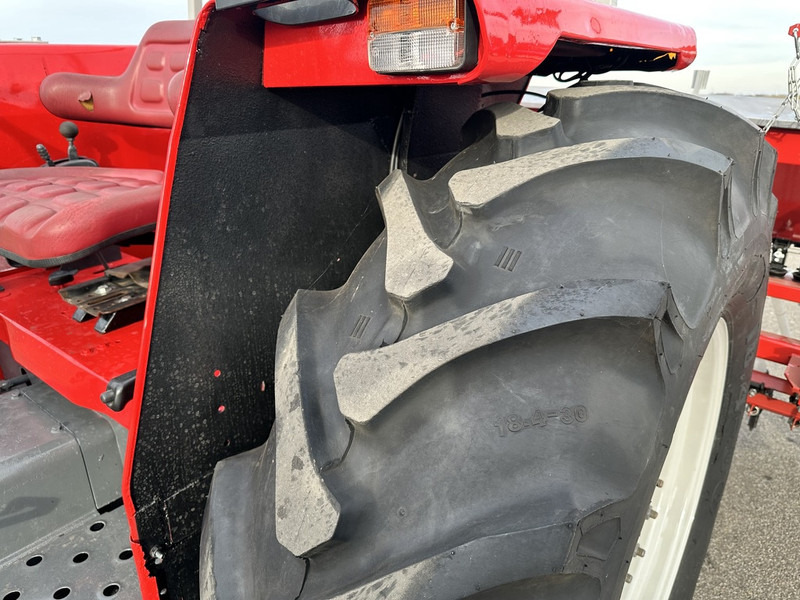 Farm tractor Massey Ferguson 375