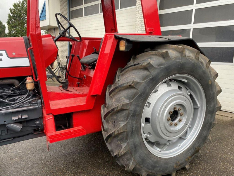 Farm tractor Massey Ferguson 595 4x4 595