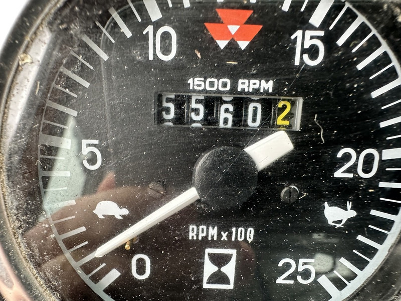 Farm tractor Massey Ferguson 690