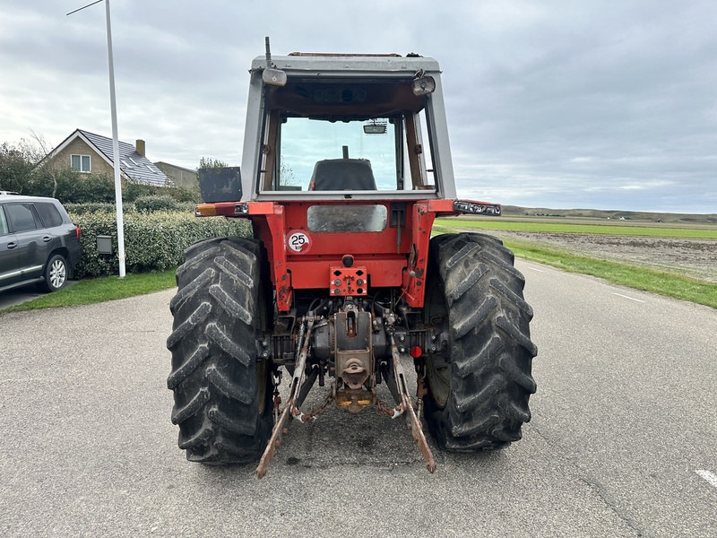 Farm tractor Massey Ferguson 690