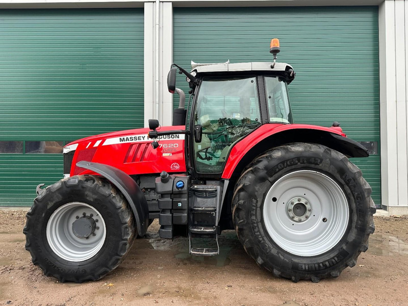 Farm tractor Massey Ferguson 7620 Dyna 6