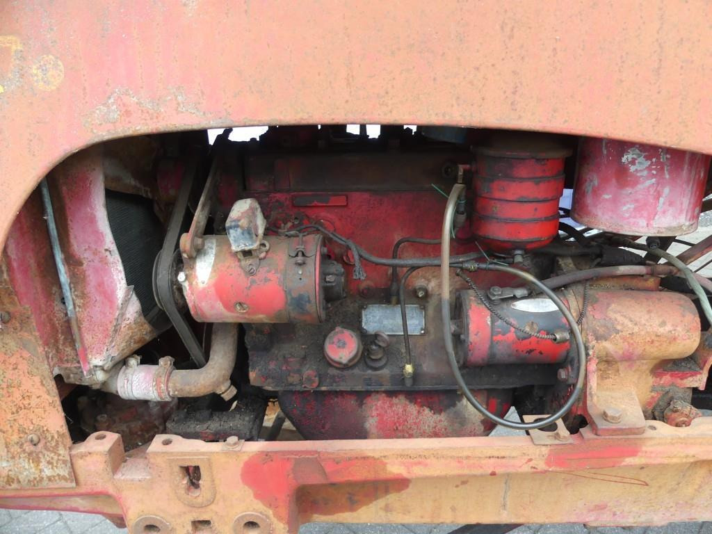 Farm tractor Massey Harris 30K