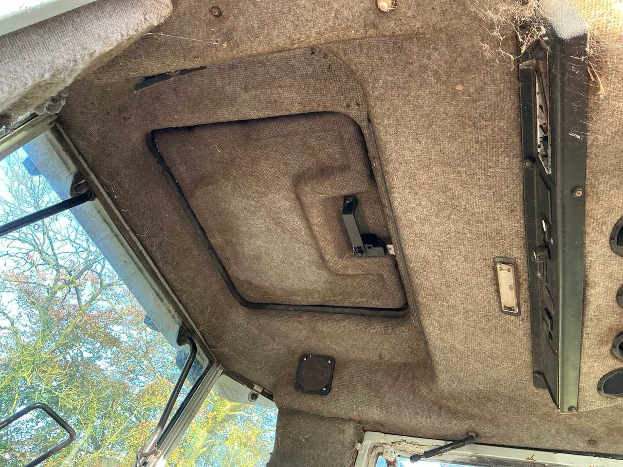 Farm tractor Massey ferguson 3085