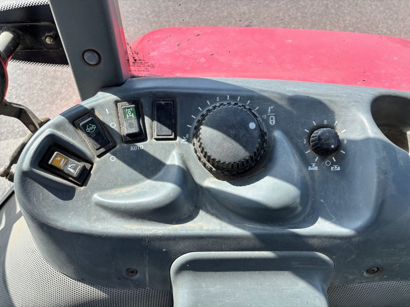 Farm tractor Mc Cormick CX95