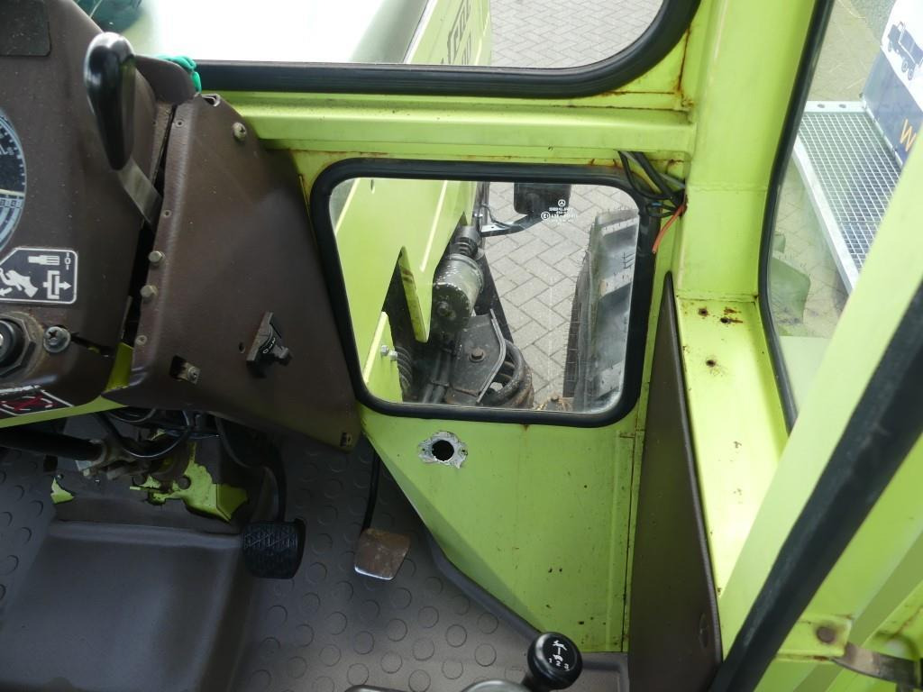 Farm tractor Mercedes Benz MB Trac 1000