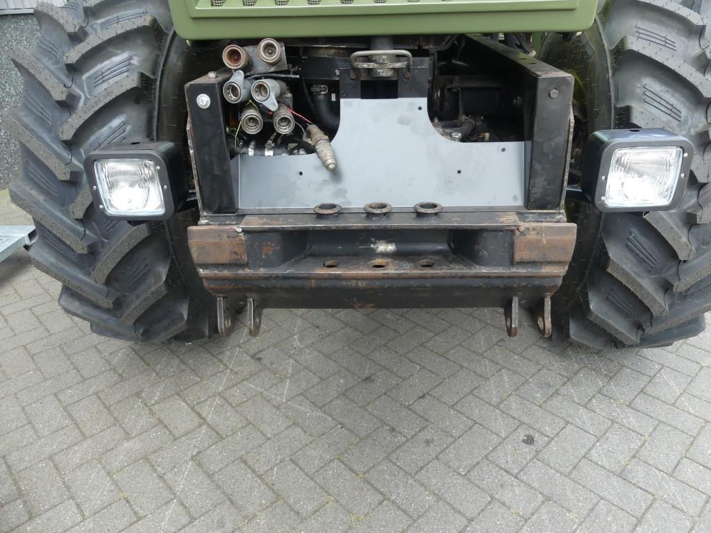 Farm tractor Mercedes Benz MB Trac 1000