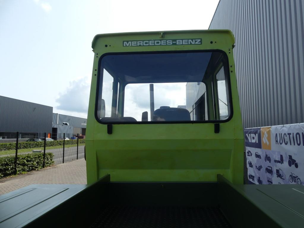 Farm tractor Mercedes Benz MB Trac 1000