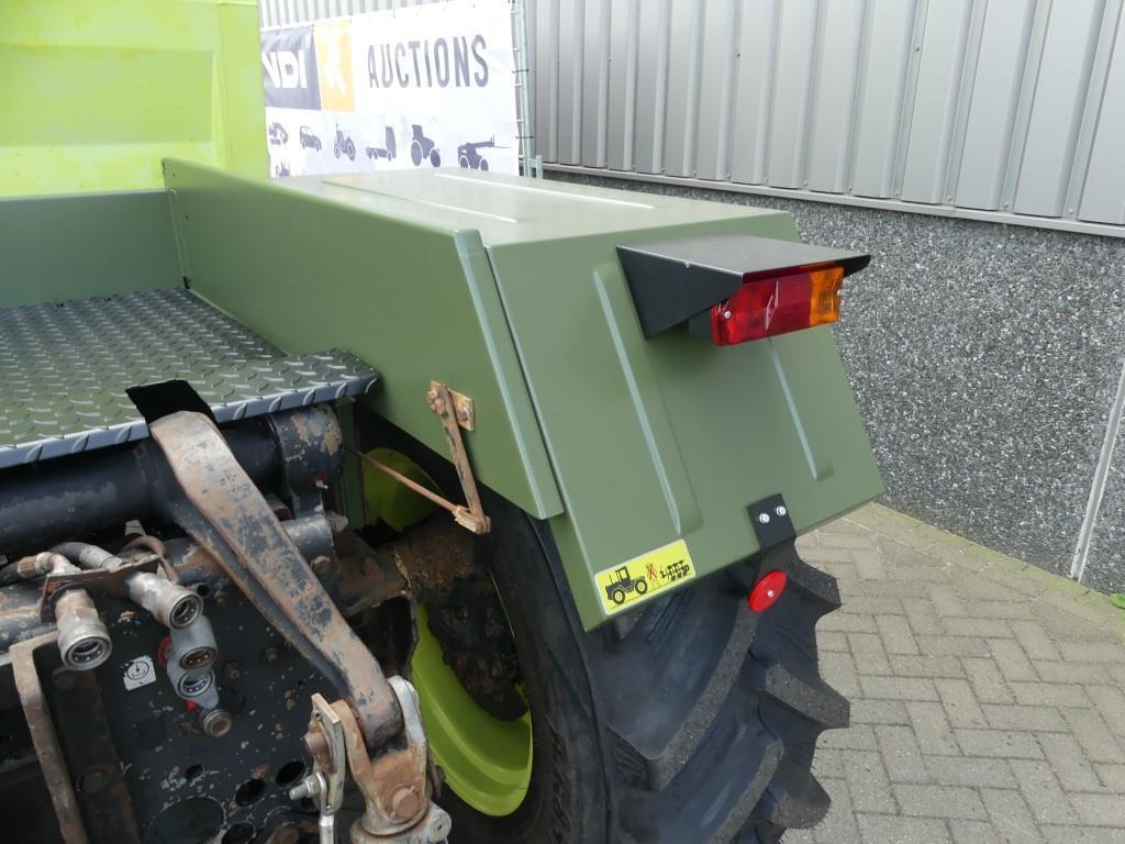 Farm tractor Mercedes Benz MB Trac 1000