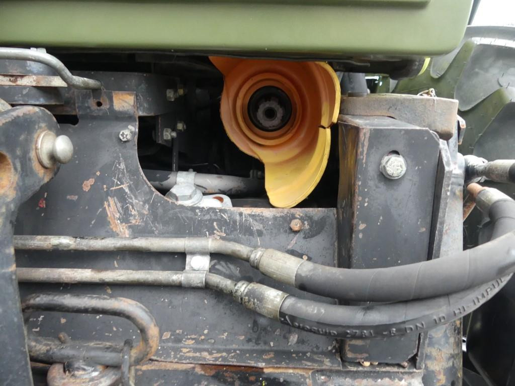Farm tractor Mercedes Benz MB Trac 700