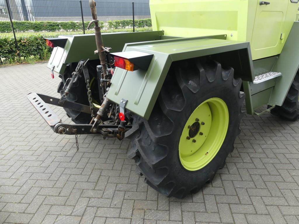 Farm tractor Mercedes Benz MB Trac 700