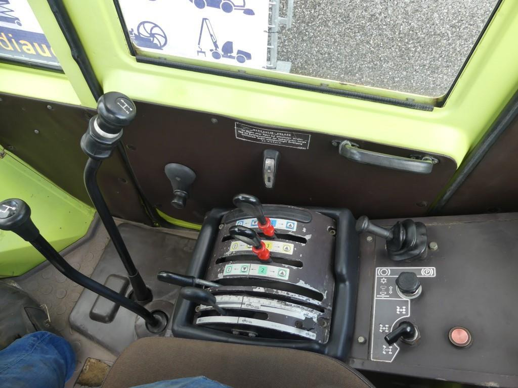 Farm tractor Mercedes Benz MB Trac 800