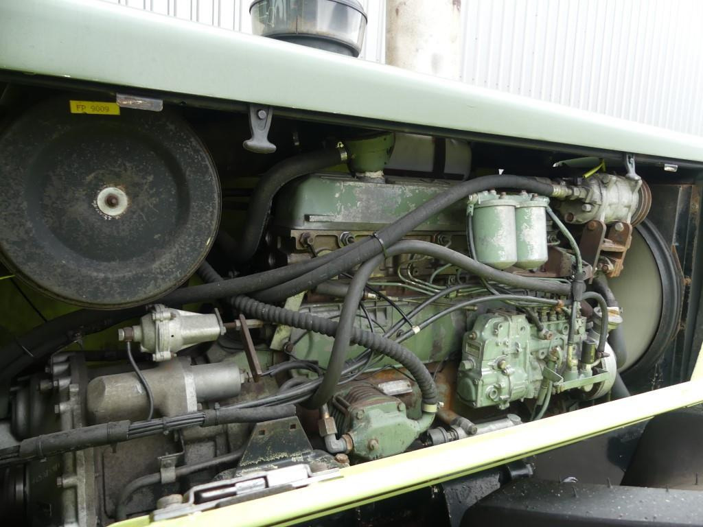 Farm tractor Mercedes-Benz MB trac 1600