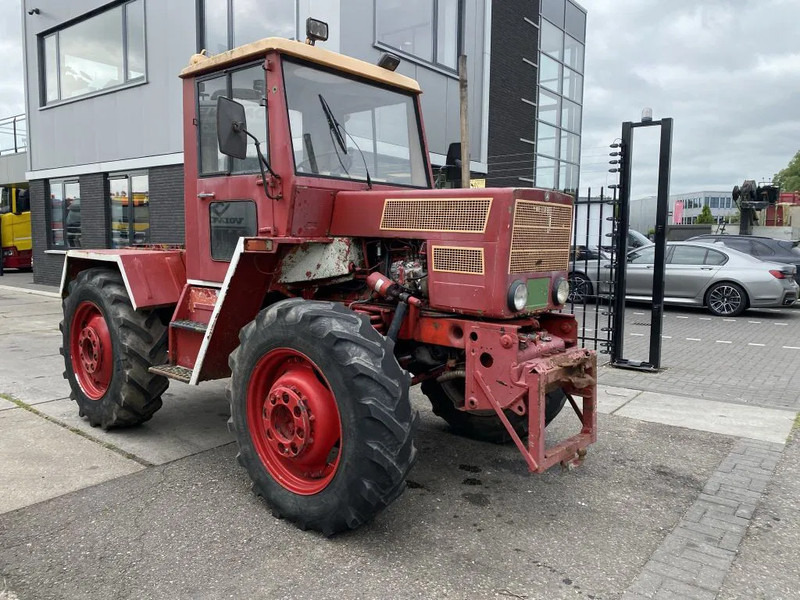 Farm tractor Mercedes-Benz TRAC