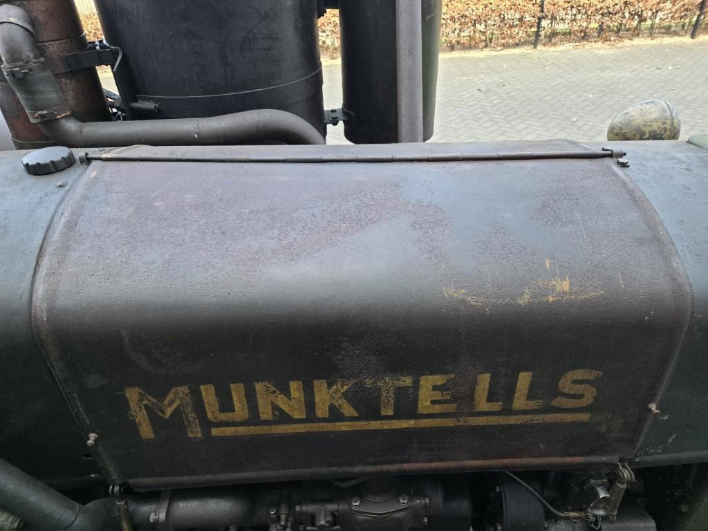 Farm tractor Munktells GBMV-1