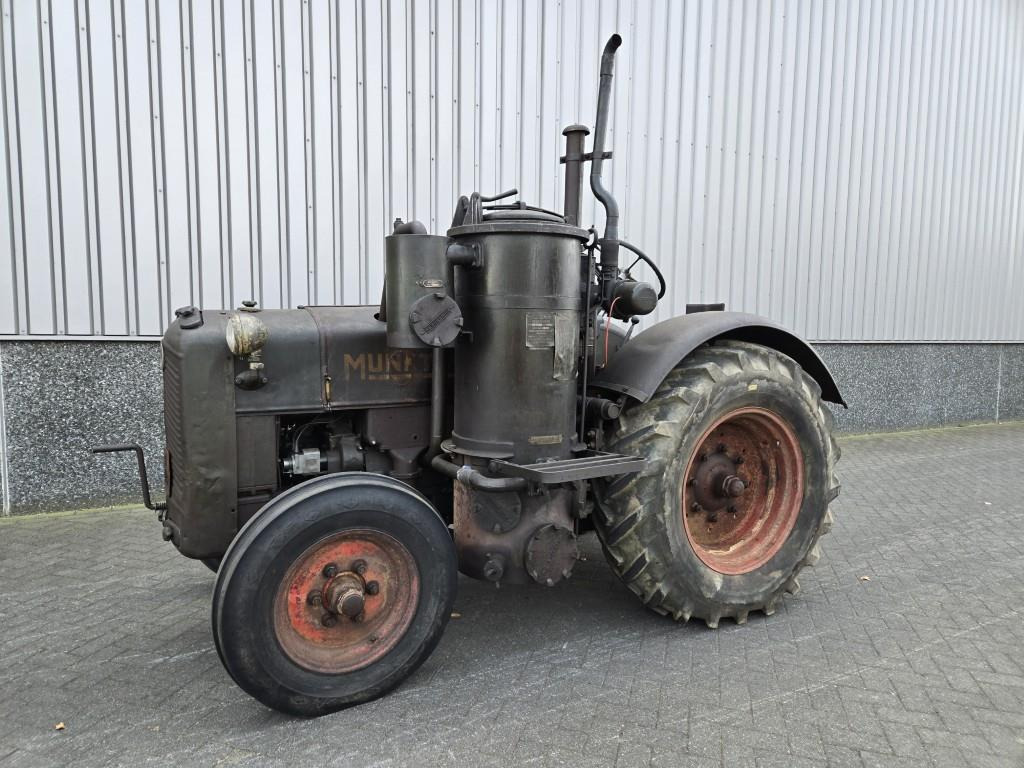 Farm tractor Munktells GBMV-1