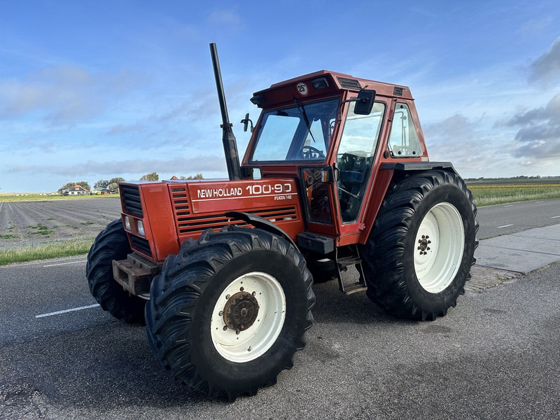 Farm tractor New Holland 100-90 DT