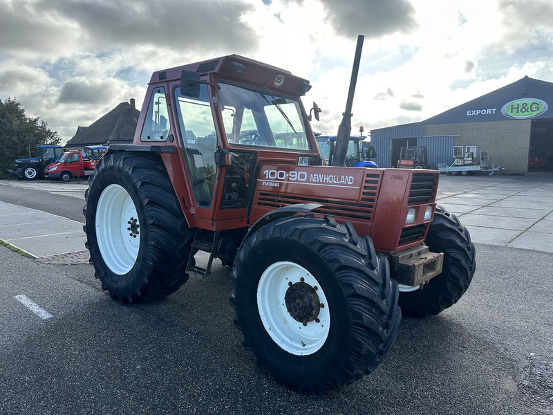 Farm tractor New Holland 100-90 DT