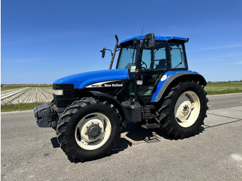 Farm tractor New Holland 8260