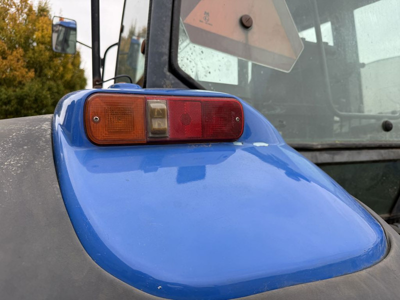 Farm tractor New Holland 8360 Range Command