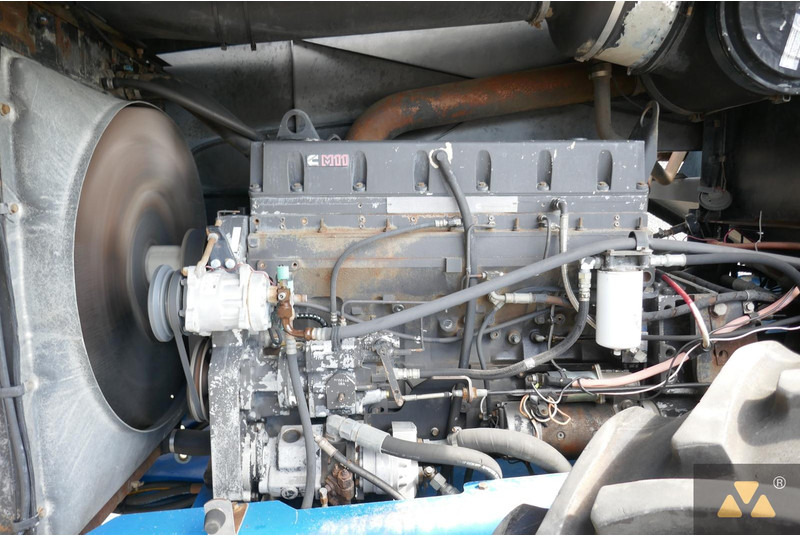 Farm tractor New Holland 9482