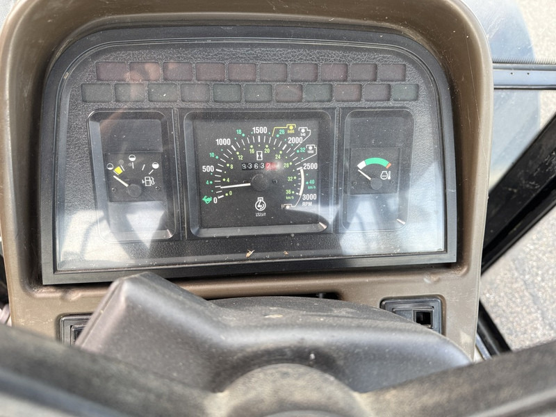 Farm tractor New Holland L95