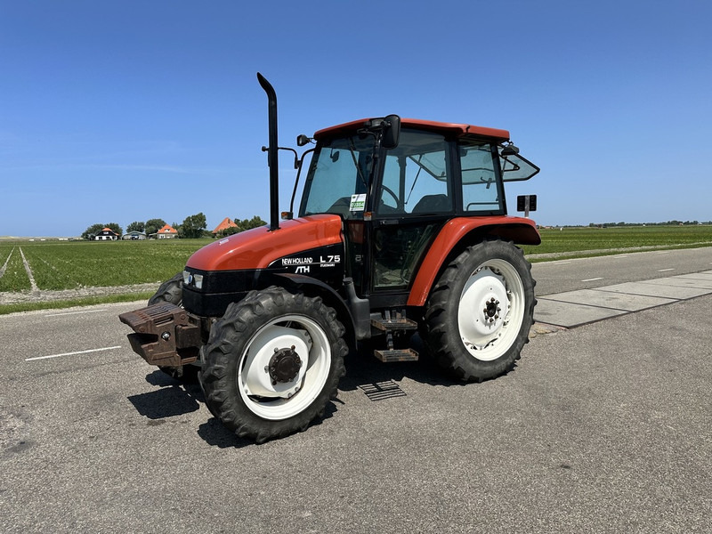 Farm tractor New Holland L 75