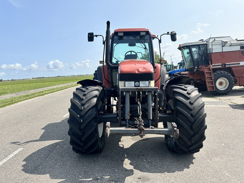 Farm tractor New Holland M135
