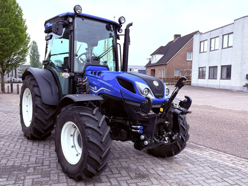 Farm tractor New Holland T4.100 LP