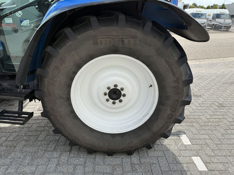 Farm tractor New Holland T5040 CAB + GPS