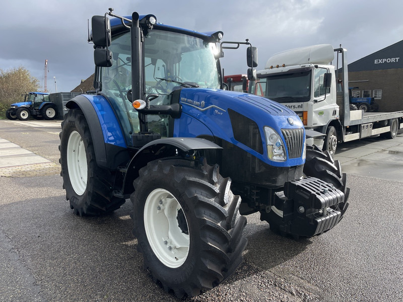 Farm tractor New Holland T5.90S