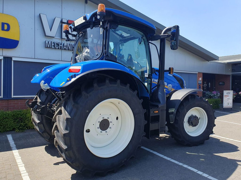 Farm tractor New Holland T6.180 DC