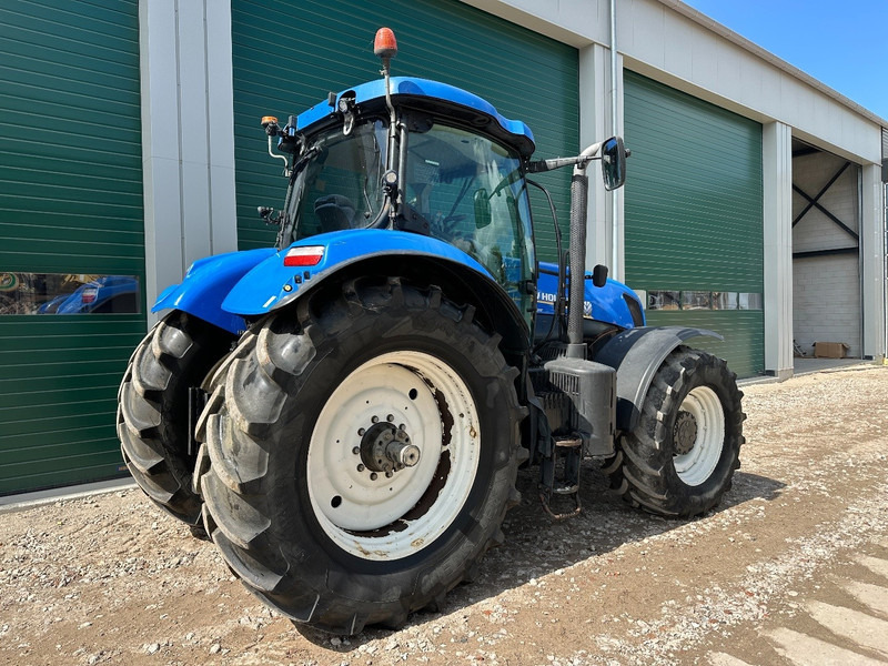 Farm tractor New Holland T7.235 Power Command