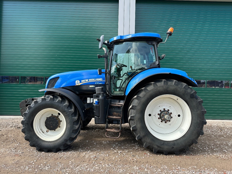 Farm tractor New Holland T7.250 Power Command