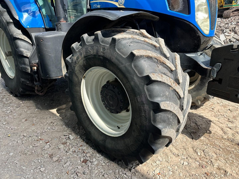 Farm tractor New Holland T7.250 Power Command