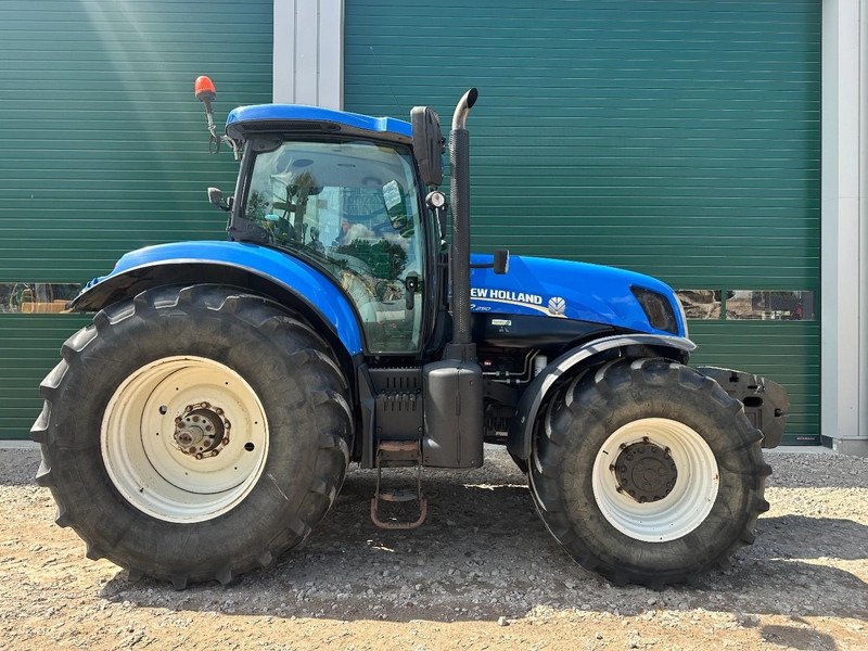 Farm tractor New Holland T7.250 Power Command