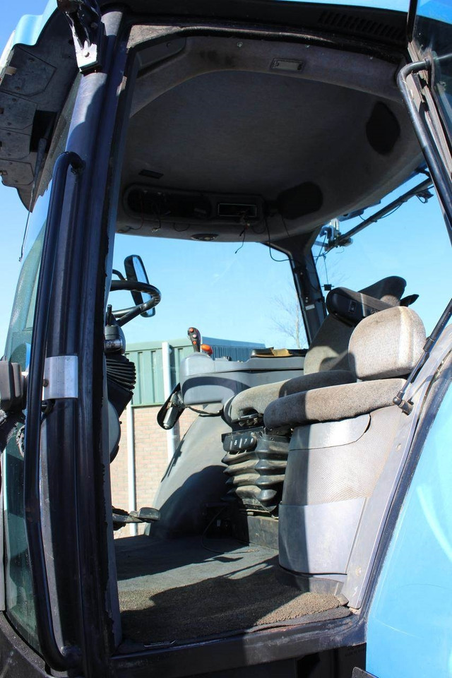 Farm tractor New Holland T8020