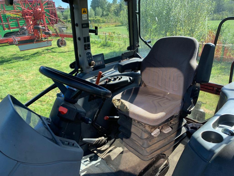 Farm tractor New Holland TL 90