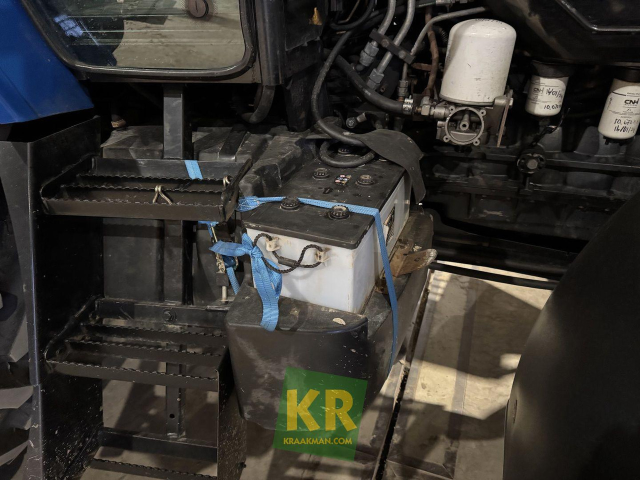 Farm tractor New Holland TM190