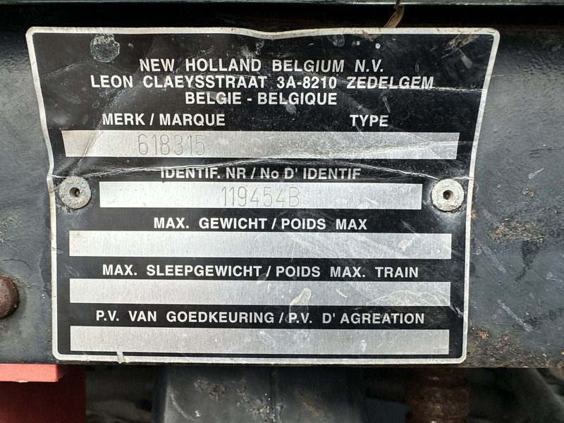 Farm tractor New Holland TS90