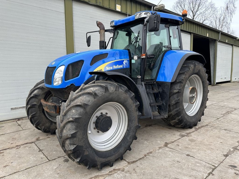 Farm tractor New Holland TVT 195 Dutch registration