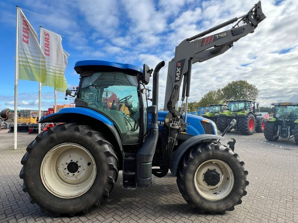 Farm tractor New Holland T 6.155