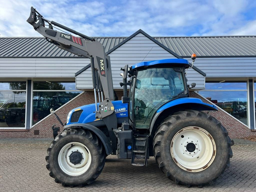 Farm tractor New Holland T 6.155