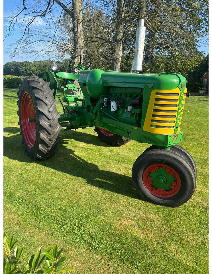 Farm tractor Oliver SUPER 77