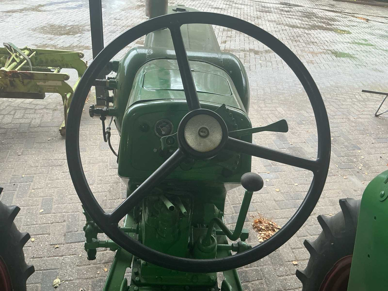 Farm tractor Oliver SUPER 77