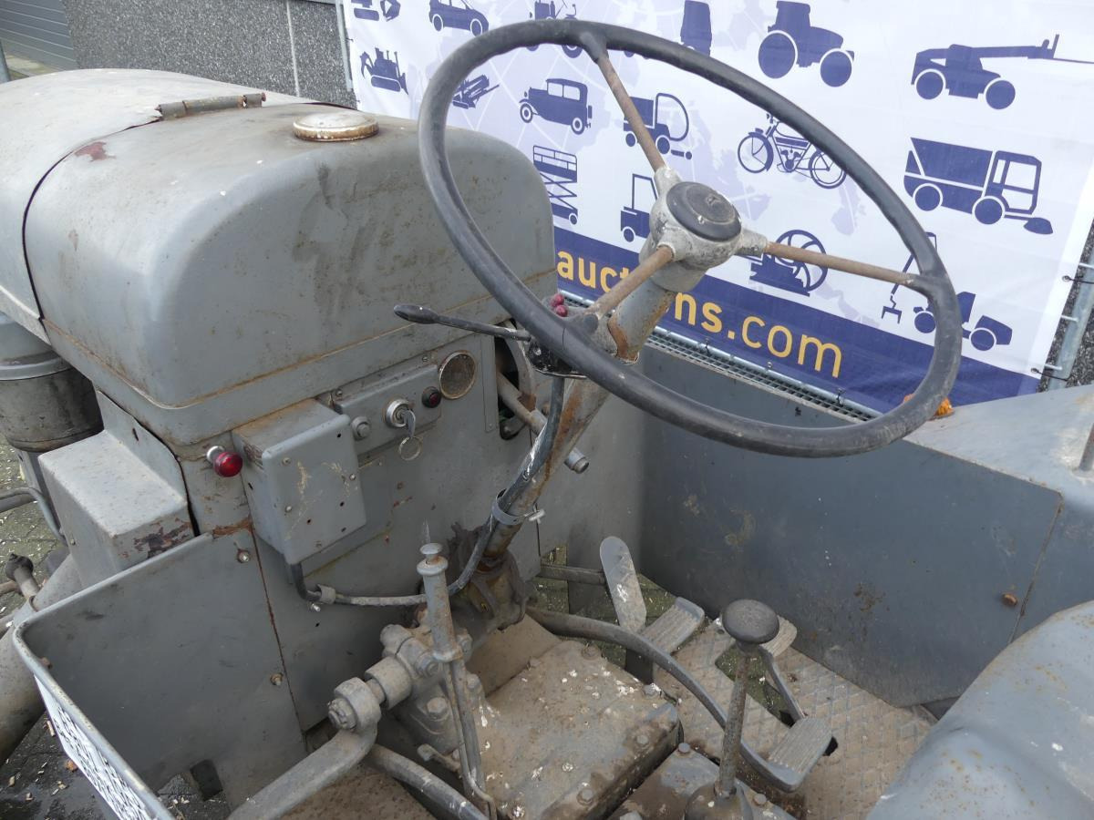 Farm tractor Orenstein & Koppel T18