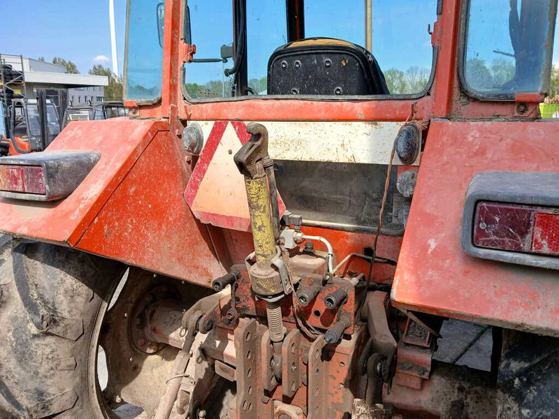 Farm tractor Renault 781-4