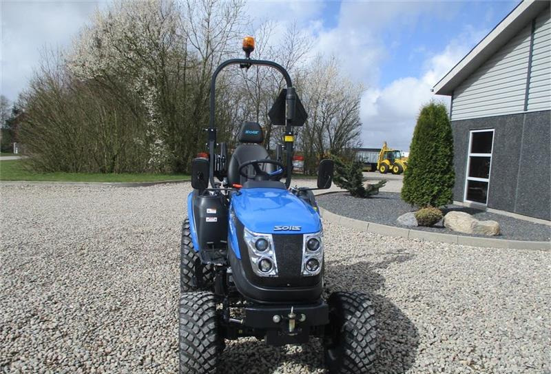 Farm tractor Solis 26 HST Garden Pro Dæk